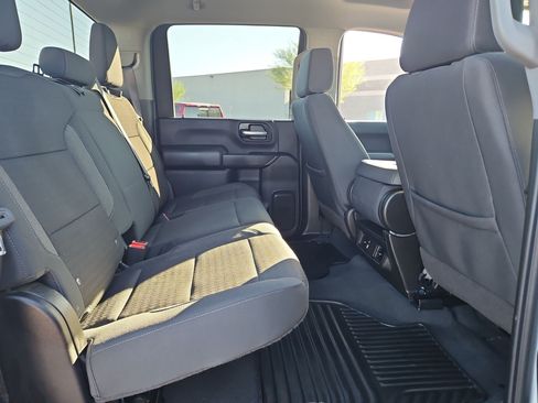 Used 2024 Chevrolet Silverado 2500 Custom w/ Custom Value Package AWD/4WD image 28