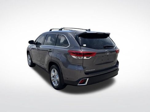 Used 2019 Toyota Highlander Limited AWD/4WD image 7