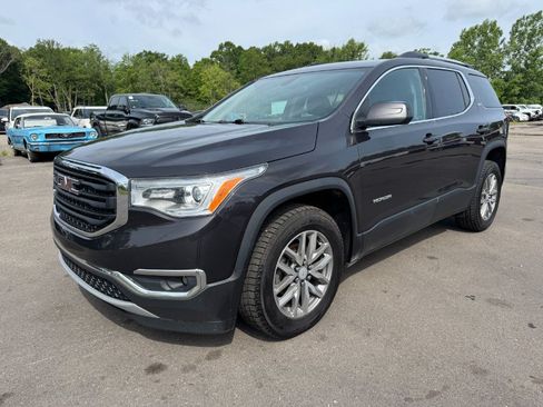 Used 2017 GMC Acadia SLE AWD/4WD image 1