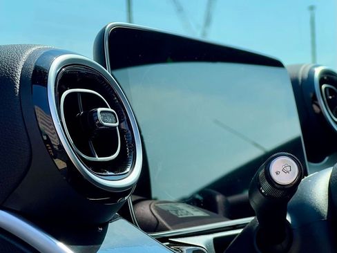 Certified 2026 Mercedes-Benz C 300 4MATIC Sedan image 10