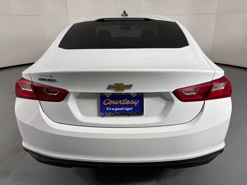Used 2017 Chevrolet Malibu LS image 7