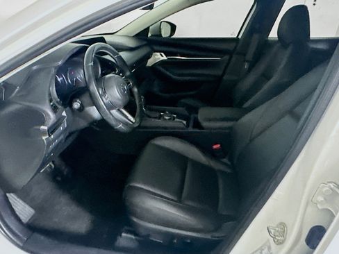 Used 2020 MAZDA MAZDA3 Sedan w/ Preferred Package image 13