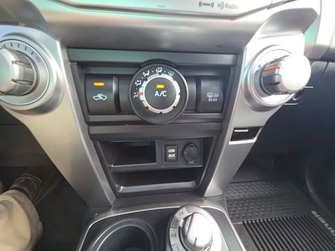 Used 2017 Toyota 4Runner SR5 Premium AWD/4WD image 25