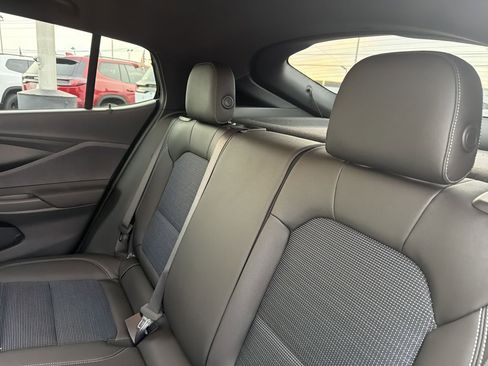 New 2026 Buick Envista Preferred w/ Advanced Safety Package FWD image 23