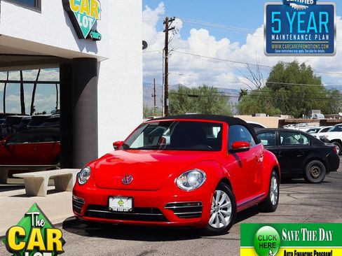 Used 2018 Volkswagen Beetle 2.0T SE image 1