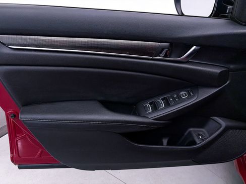 Used 2022 Honda Accord Sport image 10