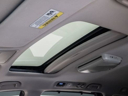Used 2016 Honda Odyssey EX-L image 9