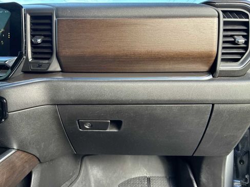 Certified 2024 Chevrolet Silverado 1500 High Country image 30