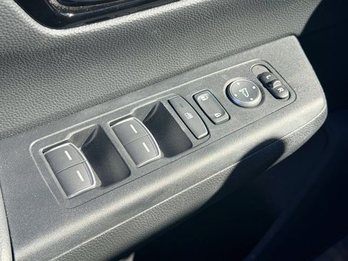 Used 2024 Honda CR-V EX-L image 9