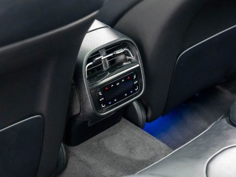 New 2026 Mercedes-Benz E 53 AMG e 4MATIC Sedan image 20