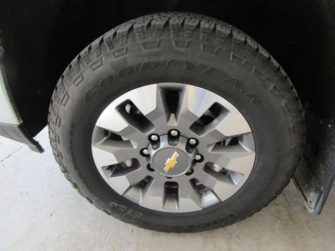 Used 2024 Chevrolet Silverado 2500 LT w/ All Star Edition AWD/4WD image 29