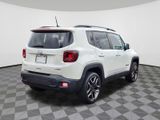 Used 2021 Jeep Renegade Latitude w/ Luxury Group I image 4