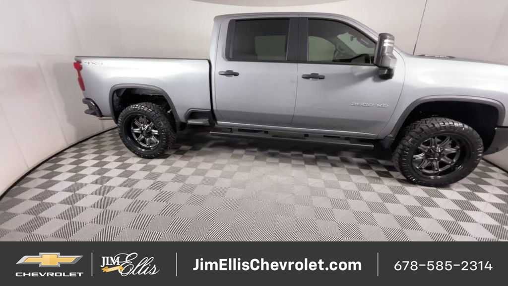 New 2025 Chevrolet Silverado 2500 Custom w/ Custom Convenience Package AWD/4WD image 19