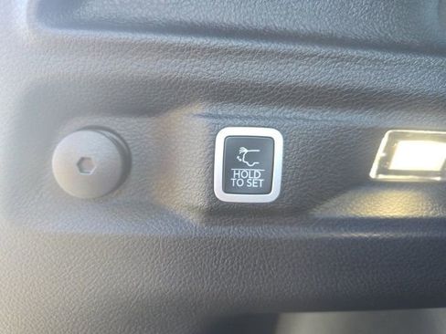 New 2025 Jeep Grand Cherokee L Limited image 33