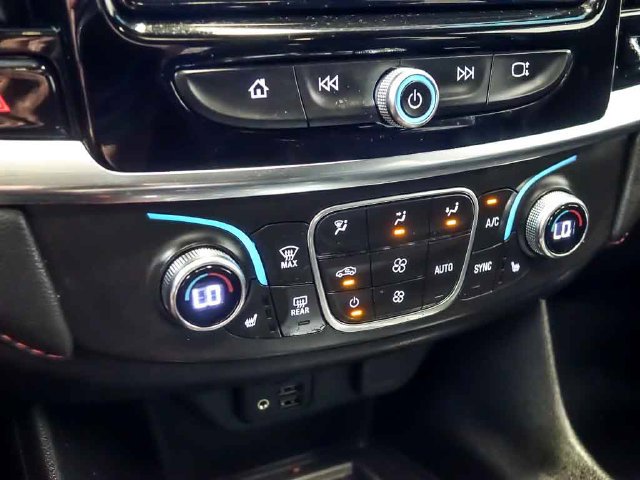 Certified 2023 Chevrolet Traverse RS w/ LPO, Floor Liner Package AWD/4WD image 29