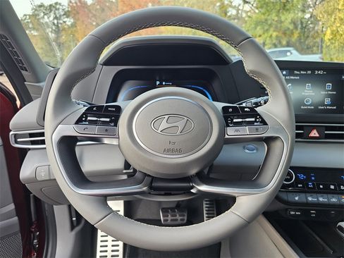 Certified 2026 Hyundai Elantra SEL Sport image 19