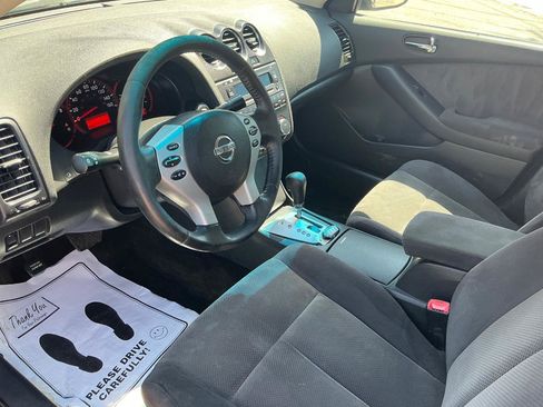Used 2009 Nissan Altima Sedan FWD image 14