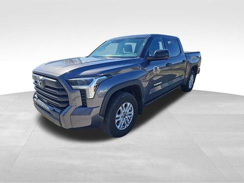 Used 2024 Toyota Tundra SR5 image 4