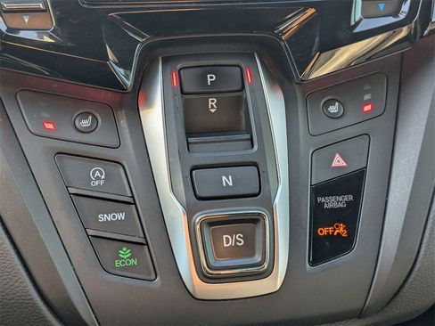 Used 2024 Honda Odyssey Sport image 12