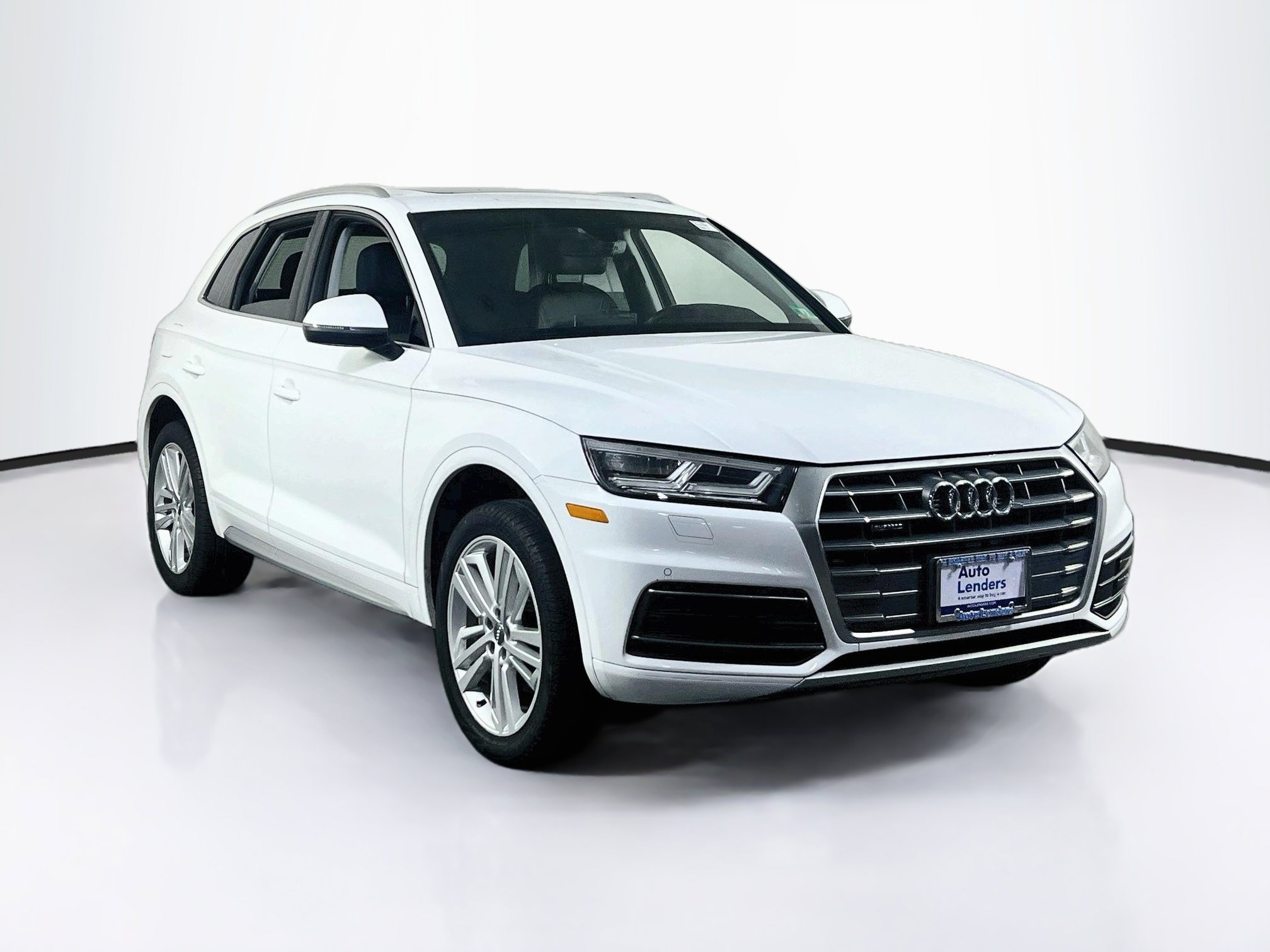 Used 2018 Audi Q5 2.0T Premium Plus w/ Premium Plus Package AWD/4WD image 3
