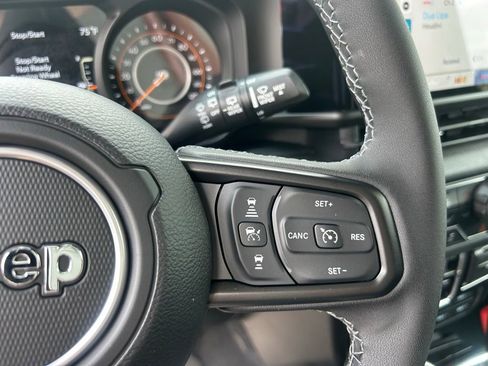 New 2025 Jeep Wrangler Sport S image 23