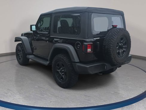 Used 2025 Jeep Wrangler Sport AWD/4WD image 7