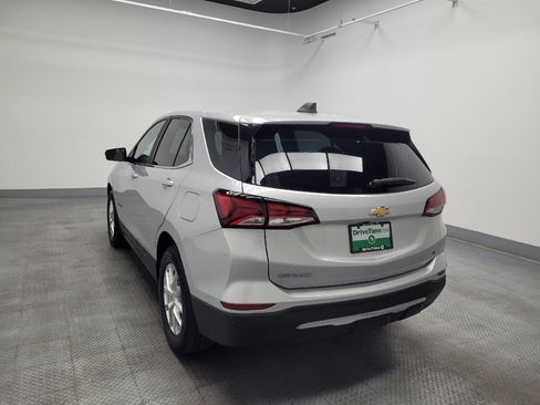 Used 2022 Chevrolet Equinox LT FWD image 5