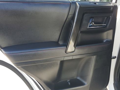 Used 2019 Toyota 4Runner TRD Off-Road image 28