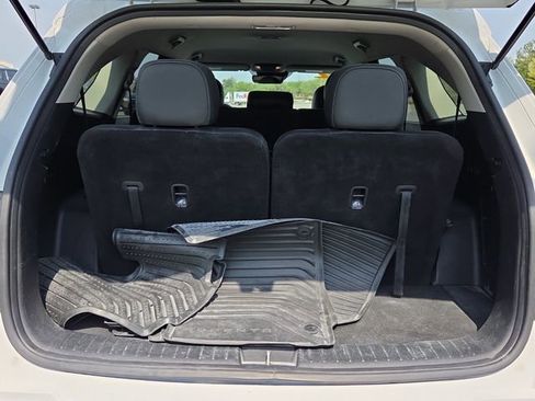 Used 2022 Kia Sorento S FWD image 16