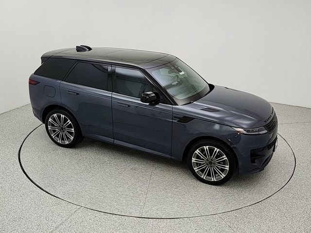 Certified 2026 Land Rover Range Rover Sport Dynamic SE AWD/4WD image 15