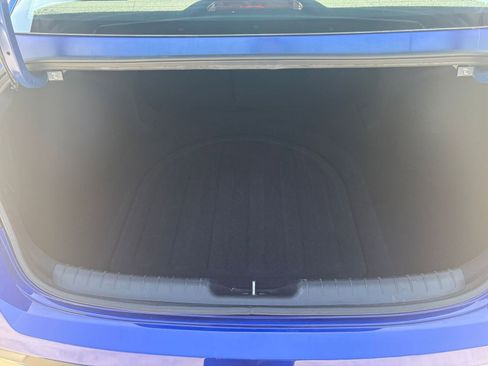 Used 2025 Hyundai Elantra SEL FWD image 32