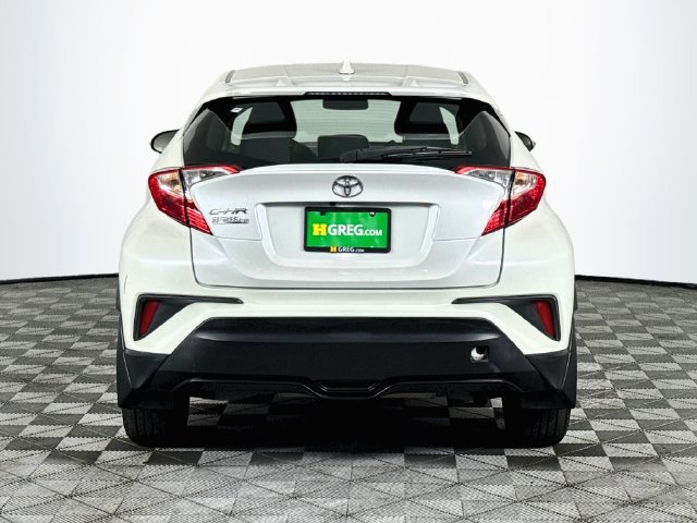 Used 2020 Toyota C-HR LE FWD image 7