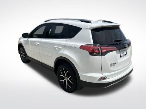 Used 2018 Toyota RAV4 SE w/ Power Extra Value Package AWD/4WD image 4