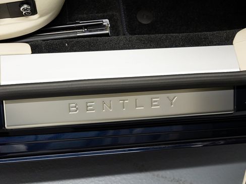 New 2026 Bentley Flying Spur Plug-In Hybrid AWD/4WD image 23