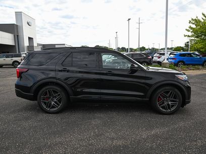 New 2026 Ford Explorer ST w/ Sun And Sound Package
