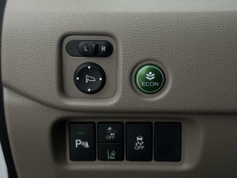 Used 2022 Honda Pilot Touring image 23
