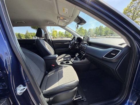 Used 2021 Kia Seltos S FWD image 16