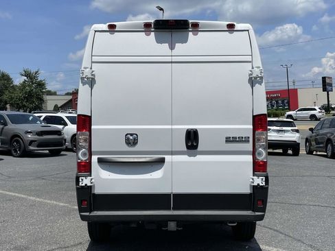 New 2025 RAM ProMaster 2500 w/ Convenience Group image 7