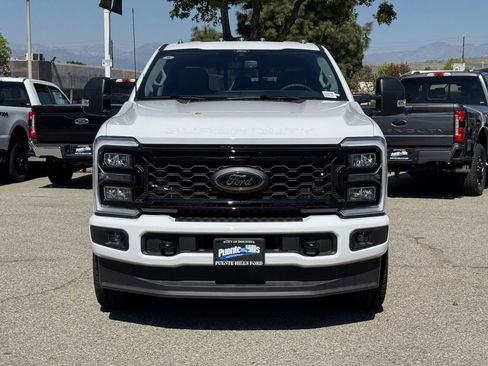 New 2026 Ford F250 XLT w/ XLT Premium Package AWD/4WD image 2