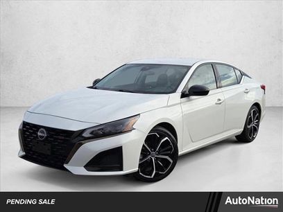 Used 2023 Nissan Altima 2.5 SR