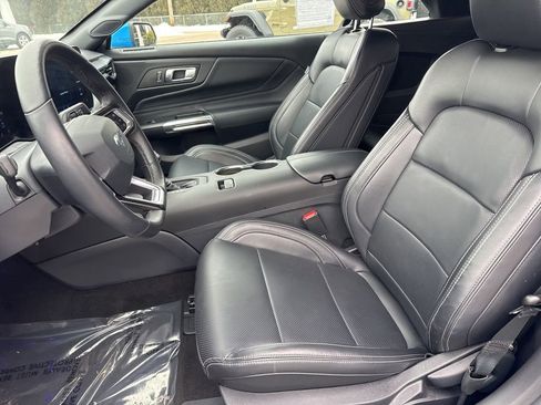 Used 2025 Ford Mustang Premium w/ Wheel & Stripe Package RWD image 7
