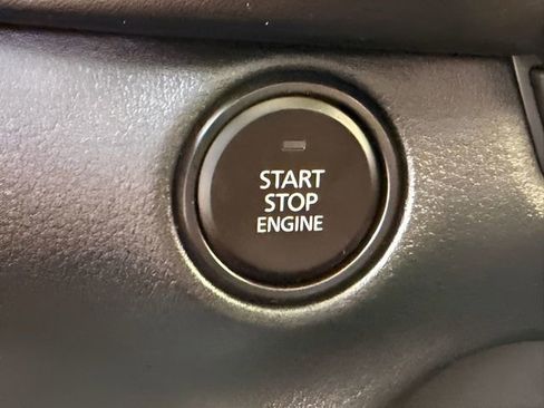 Used 2025 MAZDA CX-50 Meridian Edition w/ Weather Package image 25