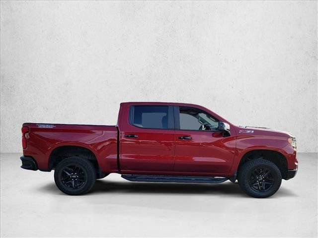 Used 2022 Chevrolet Silverado 1500 LT Trail Boss w/ LT Trail Boss Premium Package AWD/4WD image 4