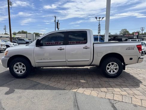 Used 2007 Nissan Titan SE AWD/4WD image 5