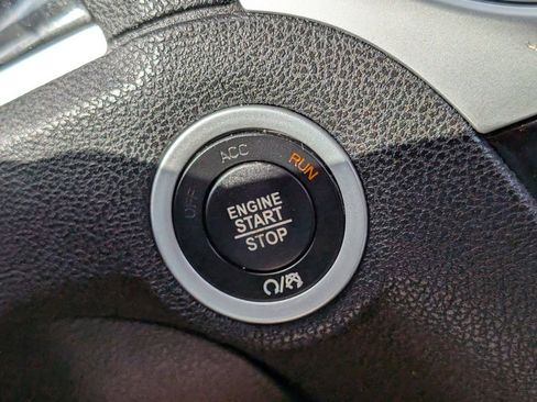 Used 2023 Chrysler 300 Touring w/ Sport Appearance Package image 24