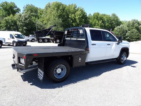 Used 2025 Chevrolet Silverado 3500 W/T w/ WT Convenience Package AWD/4WD image 8
