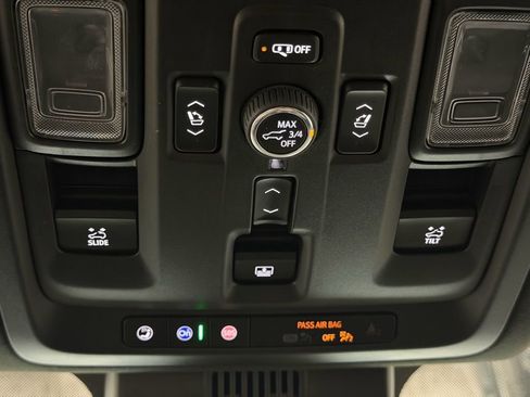 Certified 2024 GMC Yukon XL Denali w/ Denali Reserve Package AWD/4WD image 44