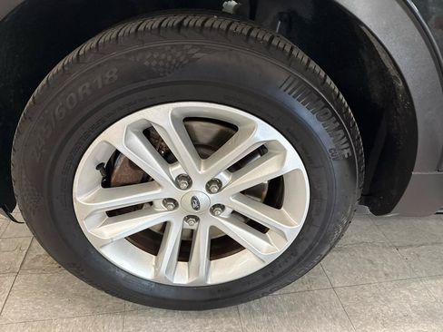 Used 2015 Ford Explorer XLT w/ Equipment Group 202B AWD/4WD image 65