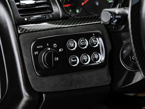 Used 2013 Maserati GranTurismo Sport image 18