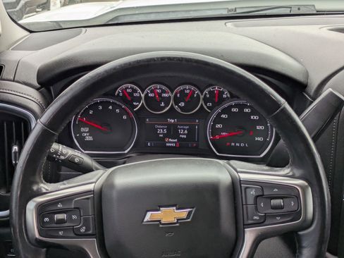 Used 2020 Chevrolet Silverado 1500 LT w/ Texas Edition image 22